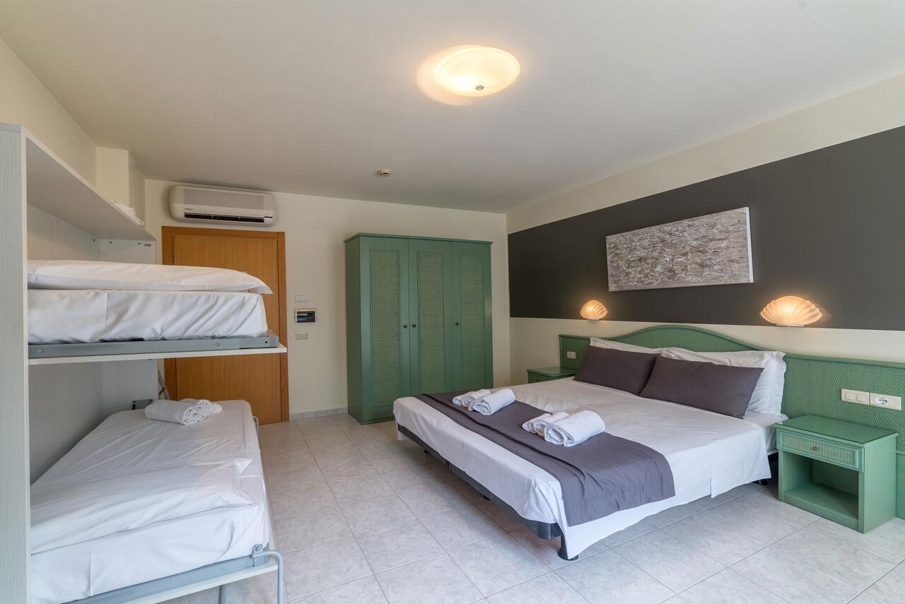 Hotel Airone Bibione Esterno foto