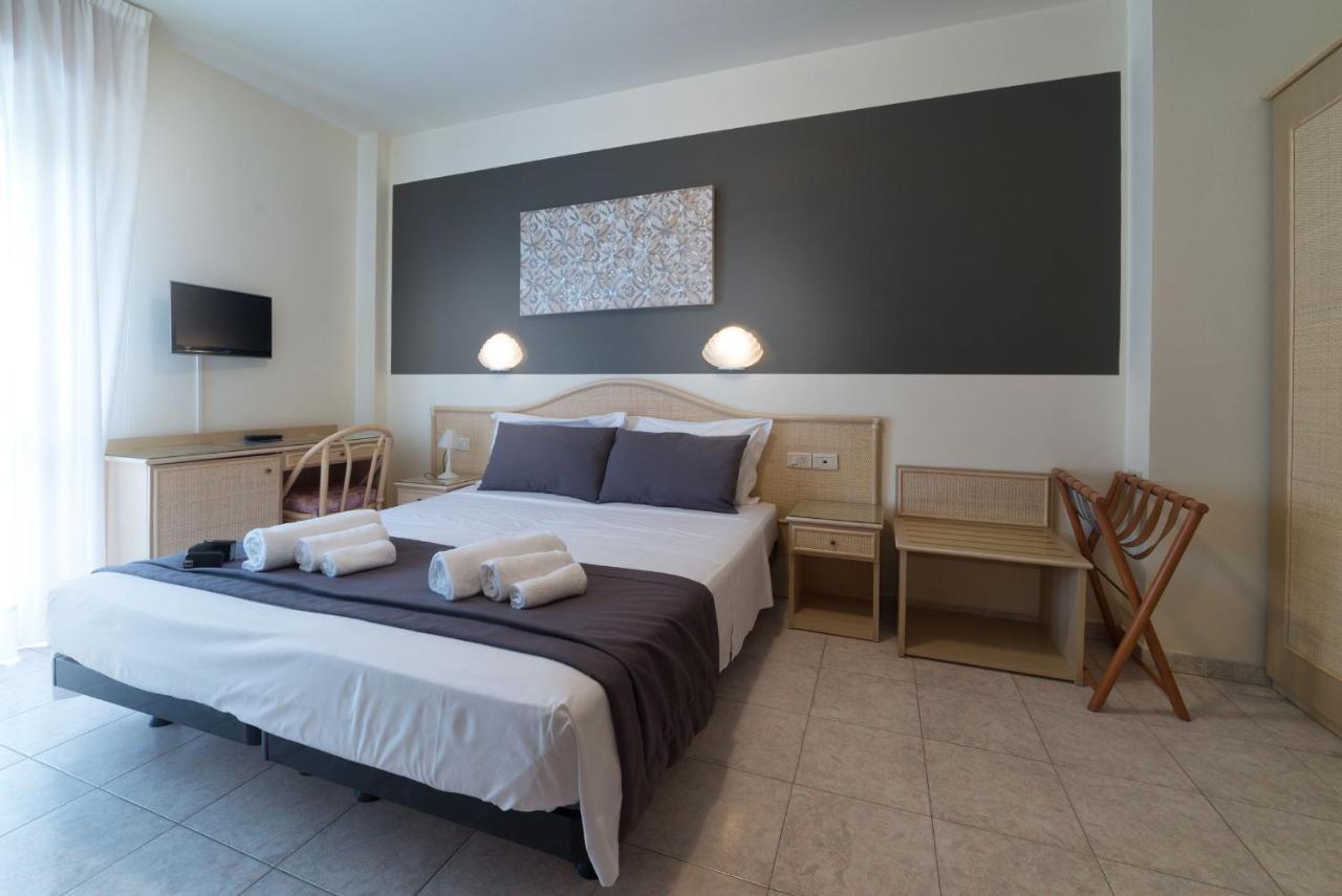 Hotel Airone Bibione Esterno foto