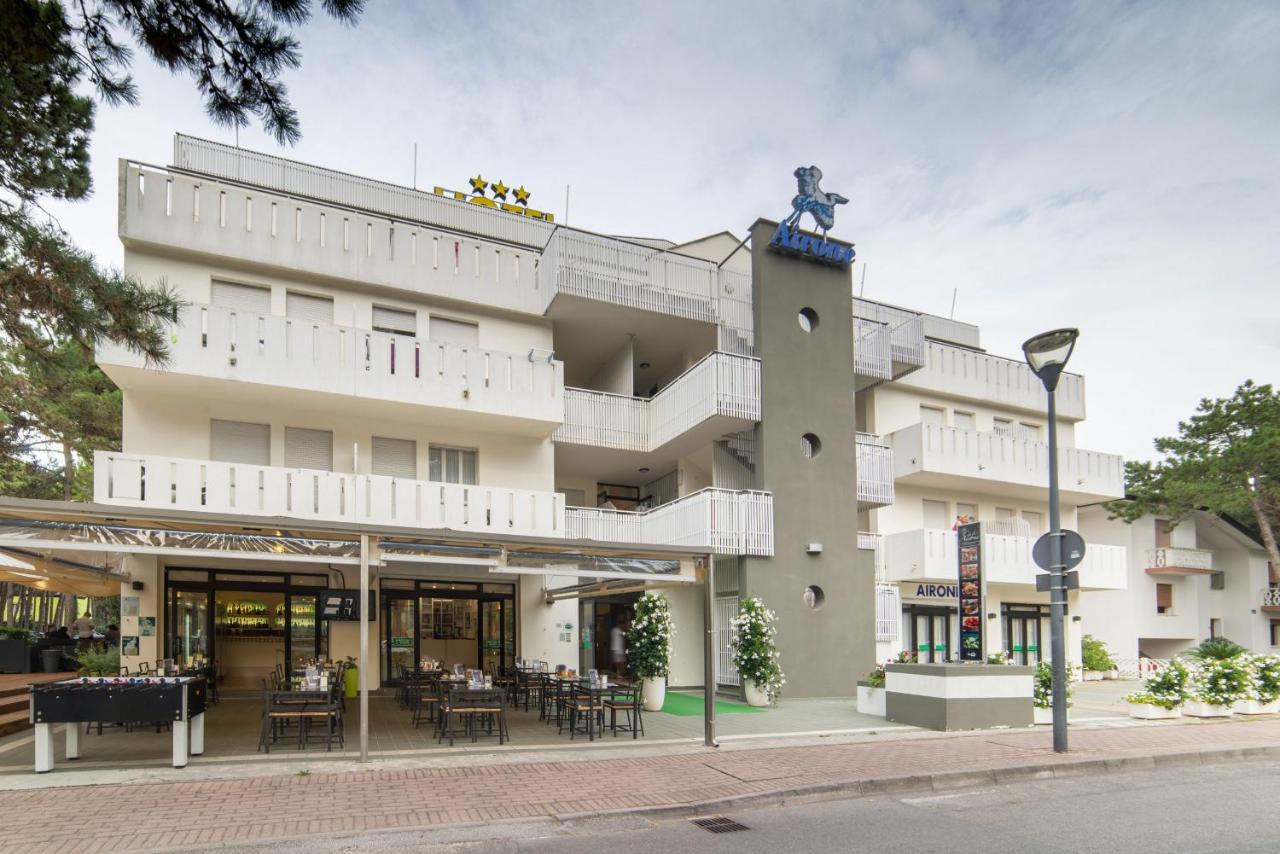 Hotel Airone Bibione Esterno foto