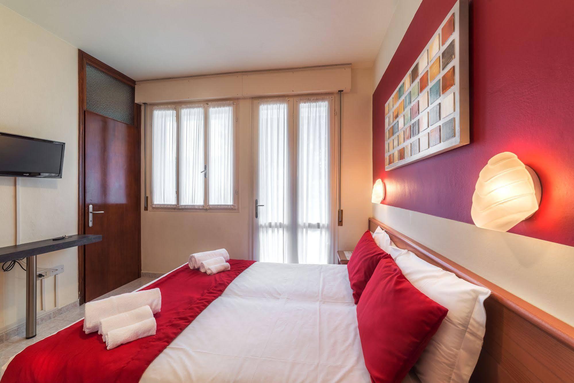 Hotel Airone Bibione Esterno foto
