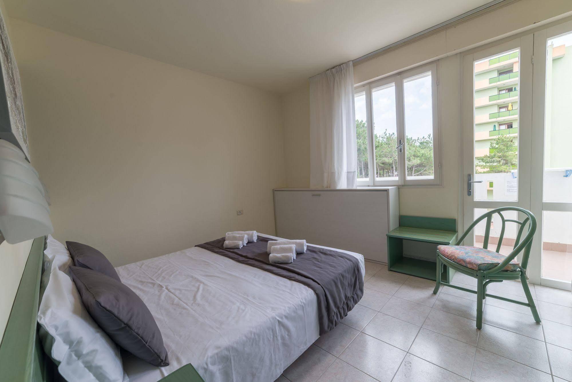 Hotel Airone Bibione Esterno foto