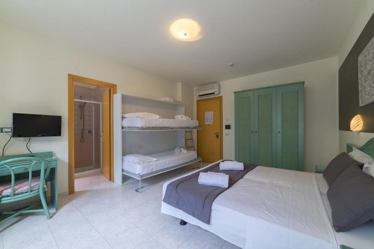 Hotel Airone Bibione Esterno foto